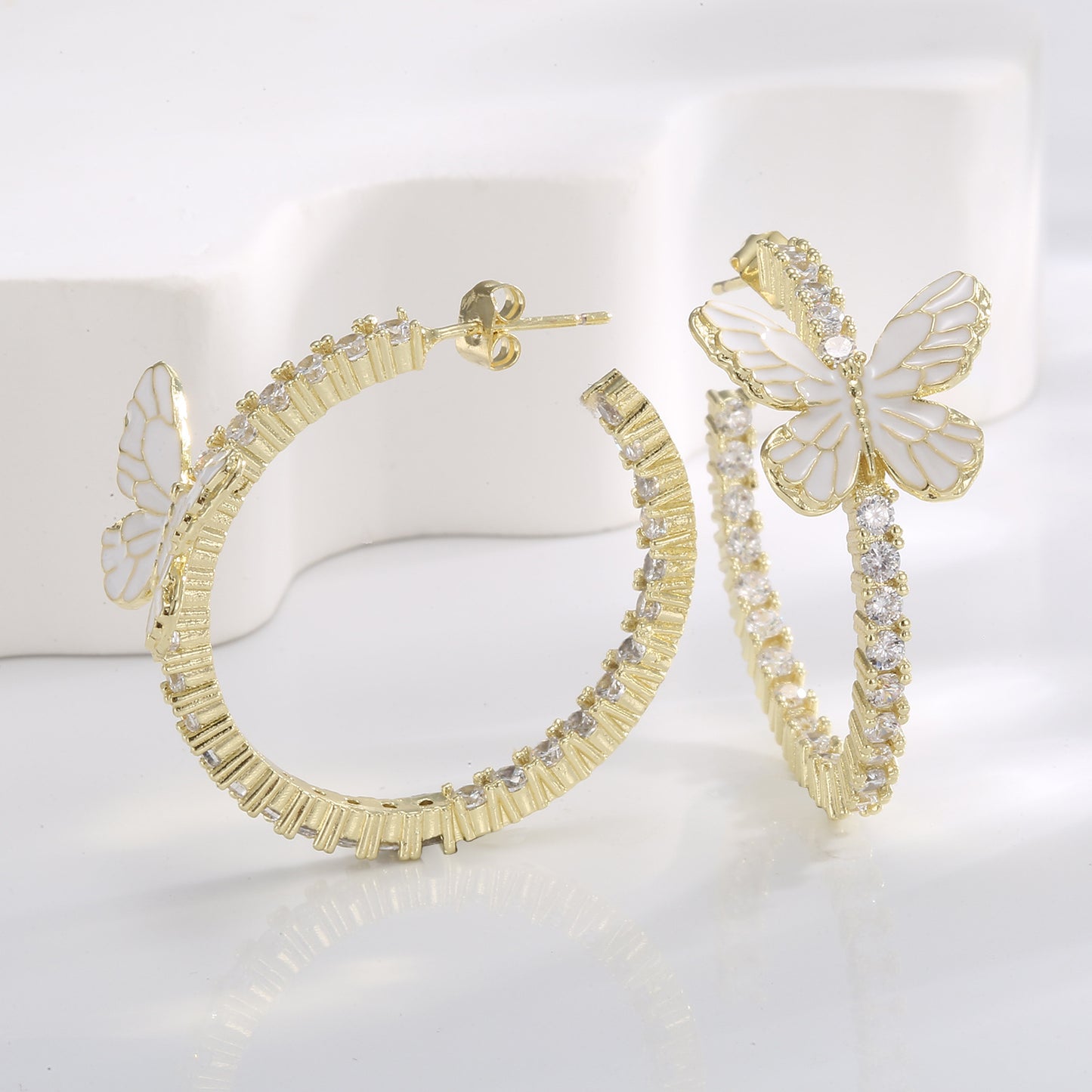 Xin Decoration White Butterfly Earrings Circle Micro Inlaid Zircon