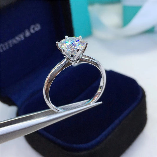 18k Gold Moissanite Diamond Ring