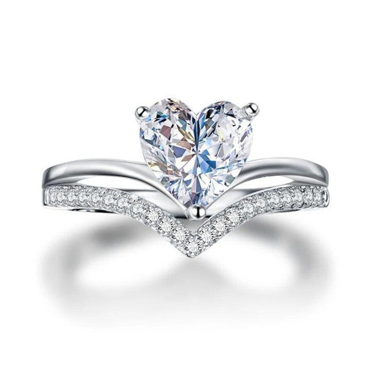 Simple Heart-Shaped Zircon Diamond Engagement Ring